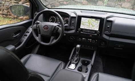 Nissan Frontier Interior