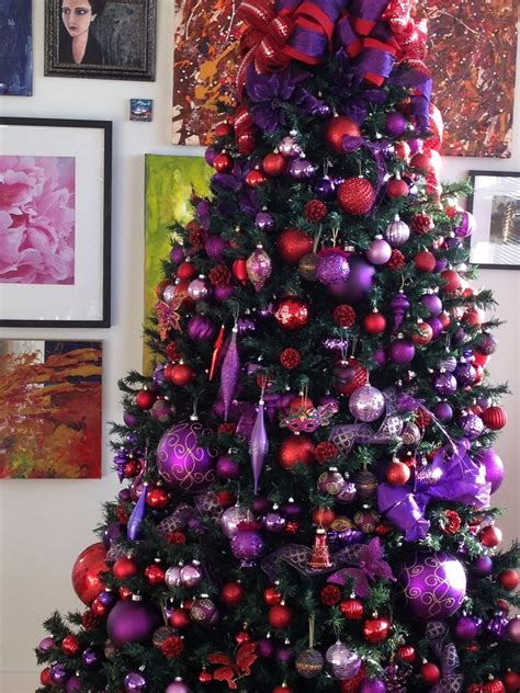 10 Purple And Gold Christmas Tree Decorations