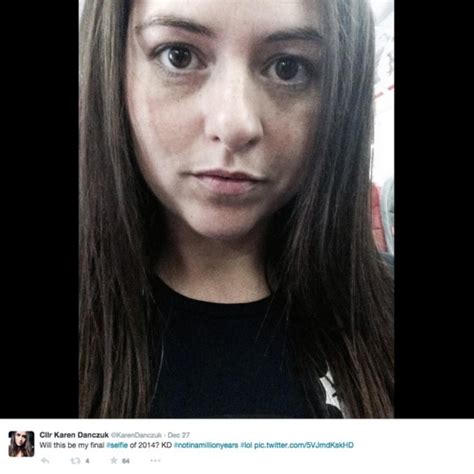 Karen Danczuk Ex Councillor Posts Selfies For Her 684k Twitter Fans