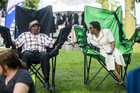 Relax Outside In These Lawn Chairs During The Summer