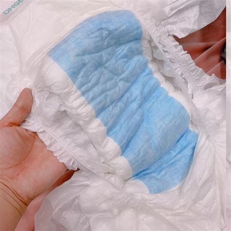 Class A High Quality Disposable Adult Diapers With Super Absorbent 2000ml