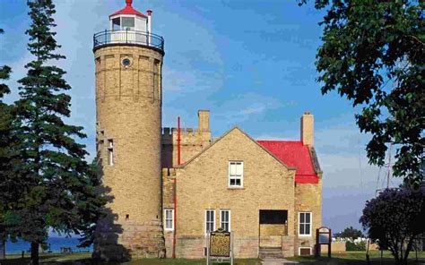 Free Download Michigan Wallpaper Lighthouses Buildings Wallpaper