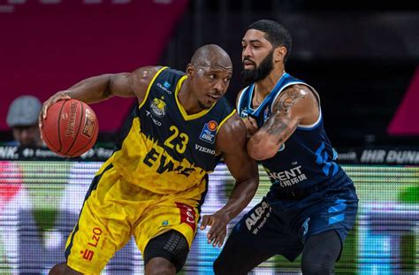 BBL Finalturnier Alba Berlin schlägt EWE Baskets Oldenburg klar