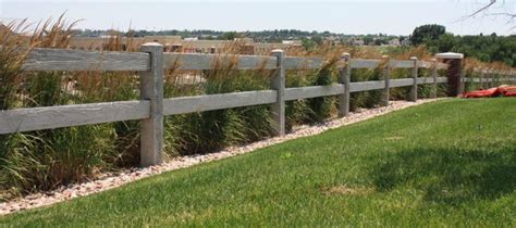 This phase 2 technical collaboration project gate precast, the collaboration partner, is a medium sized business. Pin by Steven Manier on My Future Home | Concrete fence ...