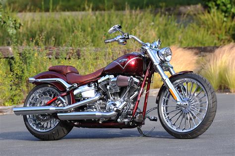 For every model year since the program's inception in 1999. 2013 Harley-Davidson CVO Breakout - Moto.ZombDrive.COM