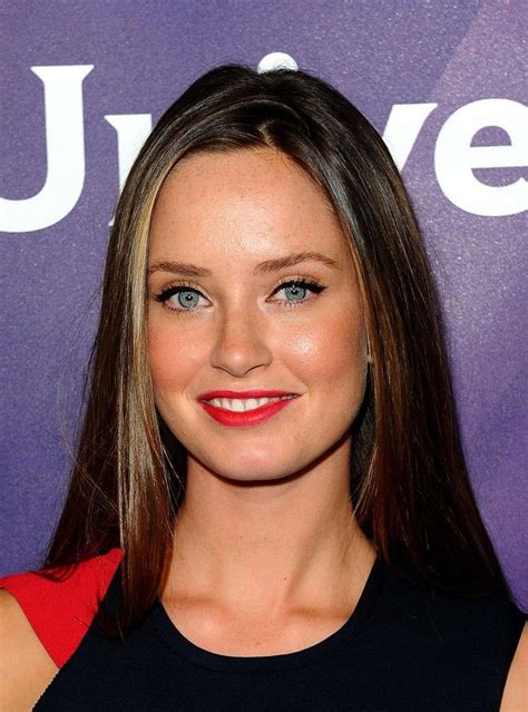 Canadian Born Merritt Patterson As Ophelia In The New E Series The