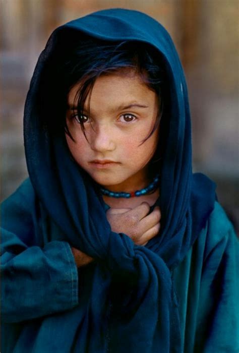 Kashmir Steve Mccurry Portrait Afghan Girl