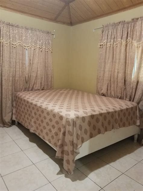 1 Bedroom And 1 Bathroom For Rent In Industry Village Gordon Town Road Kingston St Andrew