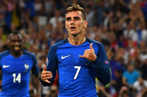 See antoine griezmann's bio, transfer history and stats here. Antoine Griezmann Pictures