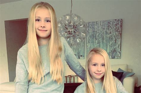 Iza And Elle 11 år Och Bland De Största På Musical Ly Cision Sverige