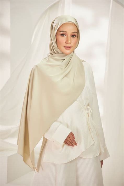 Covered Scarf Defect Lady Pale Sage