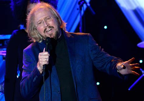 Watch Actual Barry Gibb Shows Up On Snls Barry Gibb Talk Show