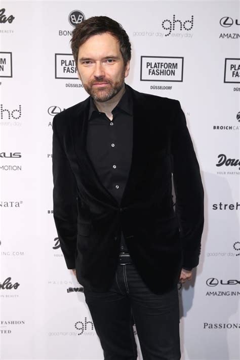 Gösterideki değişikliklerden sonra hartwich, hr3 madhouse ve 0138/6000 gösterilerine ev sahipliği yaptı. „ZDF Fernsehgarten": Das waren die bisherigen Moderatoren | Zdf fernsehgarten, Deutsche ...