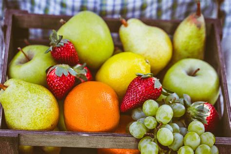 Low Sugar Fruits For The Non Sweet Tooths Thrivenaija