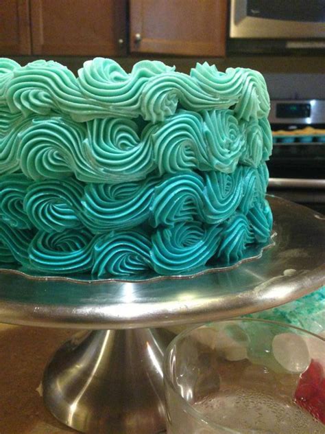 customer wanted  wave  cake  figure  piping  ombre cakecentralcom