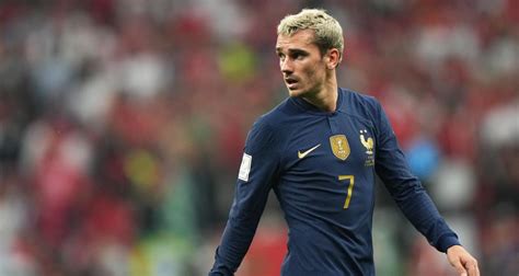 Quipe De France Antoine Griezmann A D Sormais Sa Statue