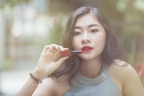 Fotoğraf Asya Asyalı Kız çekici Güzel Güzellik Sevimli Gözler Yüz Moda Kadın Glamour