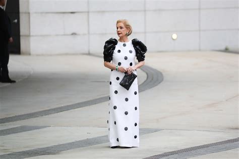 Frases De Carolina Herrera Que Levantar N Tu Autoestima Y Te Har N Una