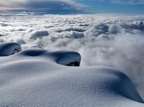 Free Photo Snow Above The Clouds