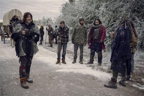 The Walking Dead Season 9 Finale Spoilers Radio Voice And Episode 16