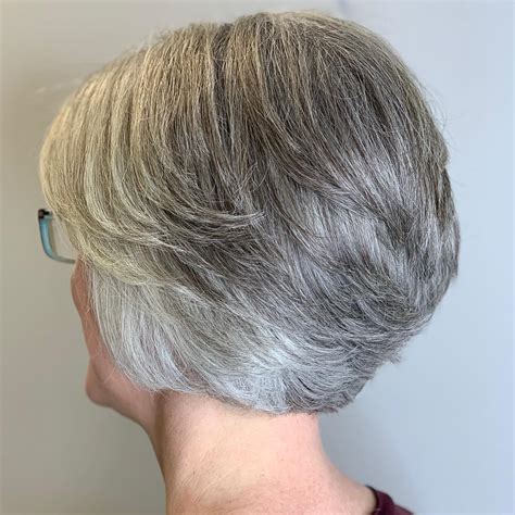 40 Short Haircuts For Women Over 60 ⋆ Palau Oceans