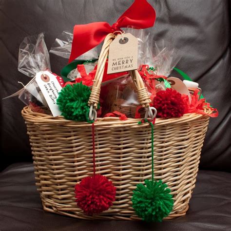 3 Diy Holiday T Baskets For Everyone You Love College Fashion