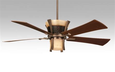 Using Antique Ceiling Fans With Lamps To Decorate Your House