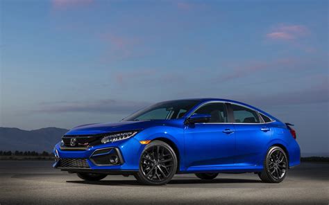 For the pinnacle of sport and style, look no further than the available sport trim. La Honda Civic Si 2020 se modernise à son tour - Guide Auto