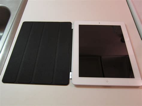 Apple Ipad 2 White 16gb Unboxing Comparison Photos