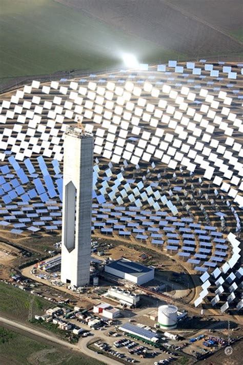 World S Largest Solar Power Tower Plant Now On Line