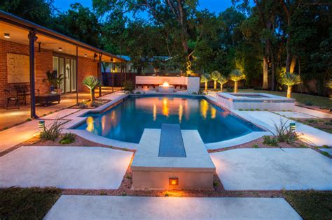 18 Outstanding Mid Century Modern Swimming Pool Designs That Will Leave You Speechless