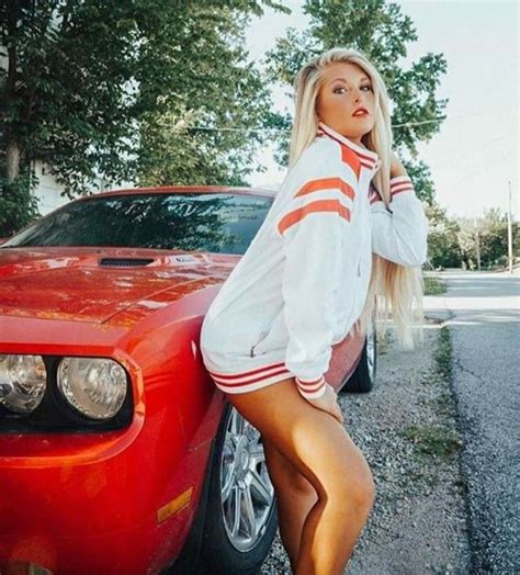 Dodge Challenger Mopar Girl Hottest Babes Fashion