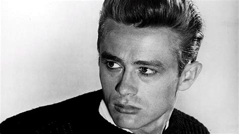 James dean, american film actor who became a symbol of the confused, restless, and idealistic youth of the 1950s. James Dean in 4 Japanese Levi's commercials - YouTube