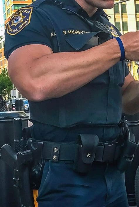 Pin By Randy Weiser On Hunky Men In Uniforms Men In Uniform Hunky Men Hot Cops
