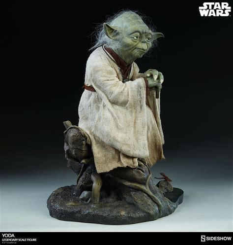 Toystnt Yoda Legendary Scale 12 Star Wars