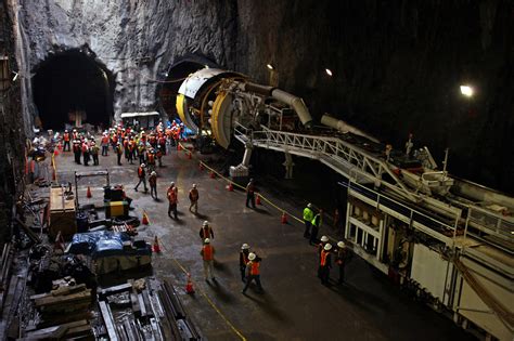 The Most Expensive Mile Of Subway Track On Earth The New York Times