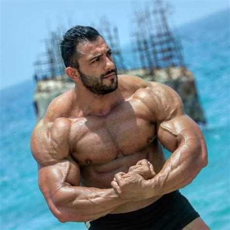 Luv Men Muscle On Tumblr Ifbbprohadipourhossein Visit My Frinds 💪 A