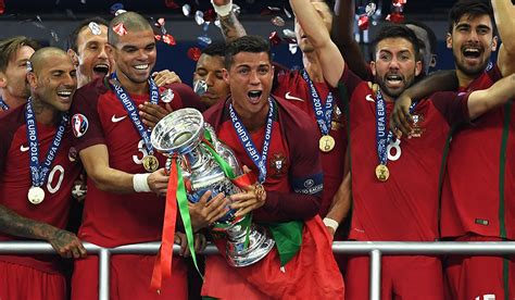 Alle infos zum verein portugal (nationalmannschaft) ⬢ kader, termine, spielplan, historie ⬢ wettbewerbe: Es ist vollbracht! Ronaldo und Pepe mit Portugal Europameister - REAL TOTAL
