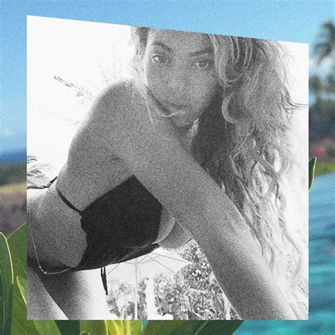 Beyonce Shares Racy Swimsuit Pics From Her Hawaiian Vacation Move Over Kim K