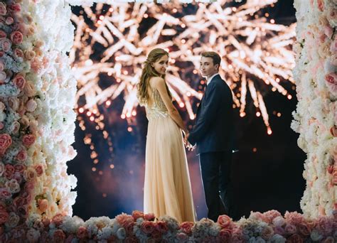 we can t stop staring at this extraordinary wedding wedded wonderland