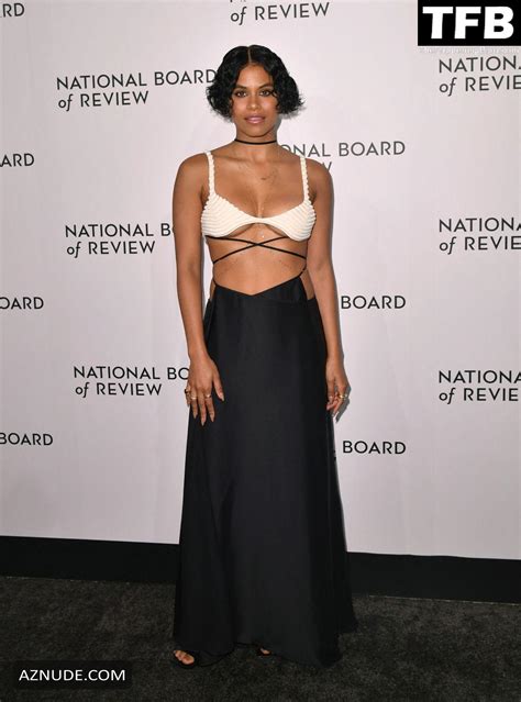 Zazie Beetz Sexy Seen Flaunting Her Tits At The National Board Of