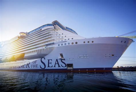 Worlds Largest Cruise Ship Wonder Of The Seas Officially Joins Royal