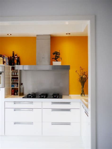 Of een ruimte klein is, wordt bepaald door de vloeroppervlakte. Geel in je huis (met afbeeldingen) | Keuken geel