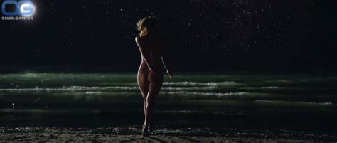 Mackenzie Davis Nude Pictures Photos Playboy Naked The Best Porn Website