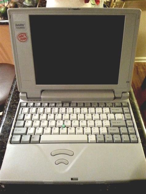 Toshiba Satellite T2130cs Vintage Laptop Computer Windows 95 Great