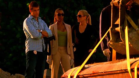 Watch Csi Miami Season Episode Felony Flight Full Show On Cbs