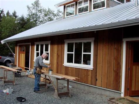 The alternating wide boards and batten strips provide a pleasing aesthetic. Siding idea | screened porch ideas | Pinterest