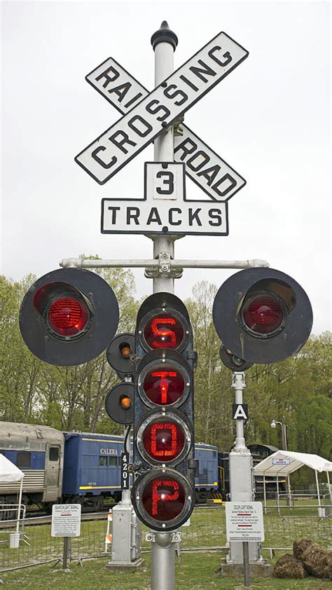 Vertical Crossing Signals Trains Magazine