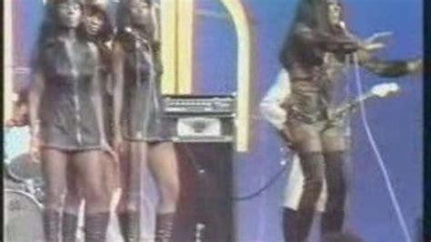 Tina Turner • Proud Mary • 1970 Video Dailymotion