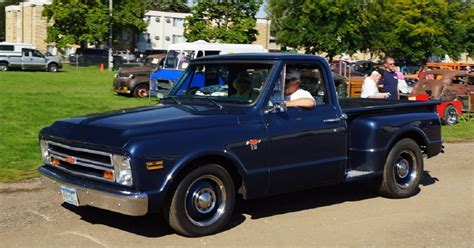 Heres What We Love About The 1968 Chevy C10 Stepside
